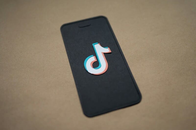 TikTok Lite「不明なエラー」の原因と対処法|チェックイン・招待・ポイント交換ができない理由も解説