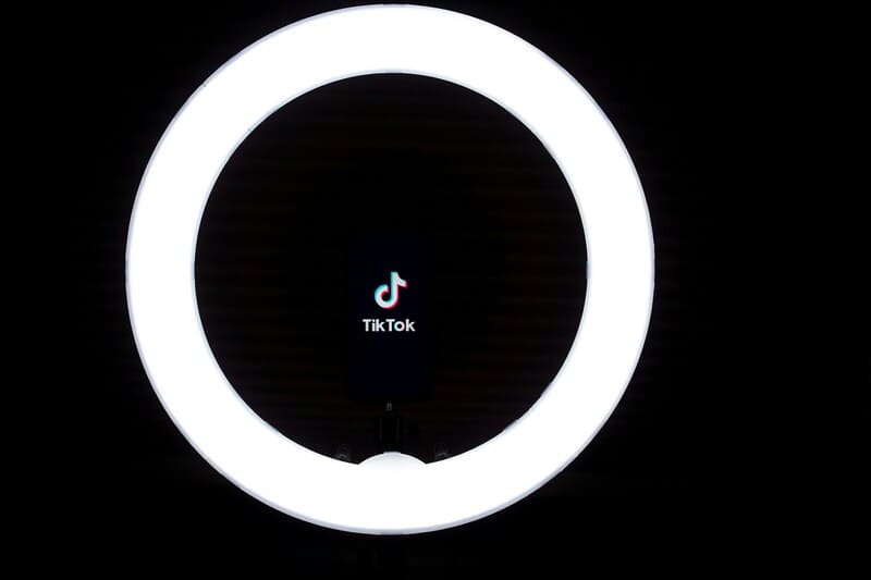 TikTokのハートミーとは?使い方・意味・無料での送り方を初心者向けに解説